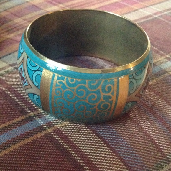 Beautiful bangle. - Picture 4 of 4