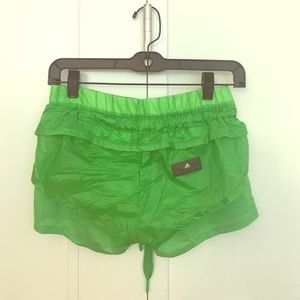 Adidas by Stella McCartney shorts💚 size xs