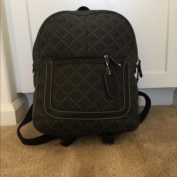 Samsonite medium Backpack back & white