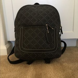 Samsonite medium Backpack back & white