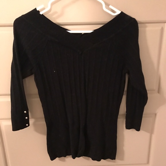 3/4 sleeve silver button detail sweater
