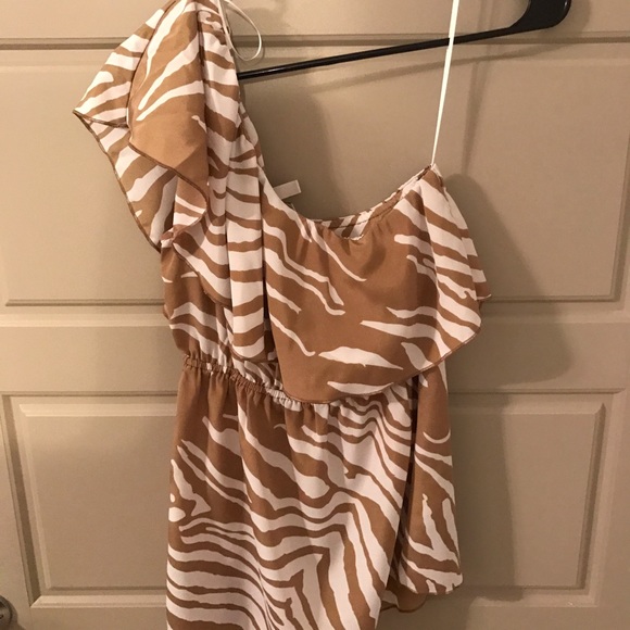 One shoulder zebra print top - Picture 1 of 2