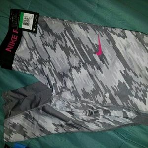 Nike leggings