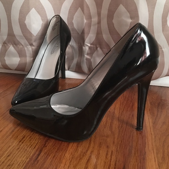 Black heels 4 inches
