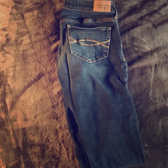 👖 Abercrombie & Fitch Jeans