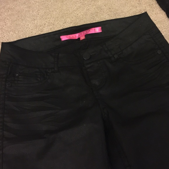 TINSEL TOWN DENIM COUTURE, BLACK "STAPLE " PANTS!! - Picture 2 of 4