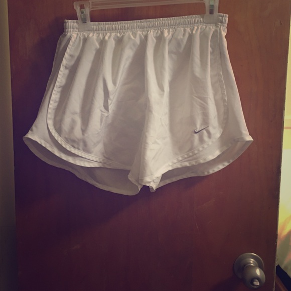 White nike running shorts