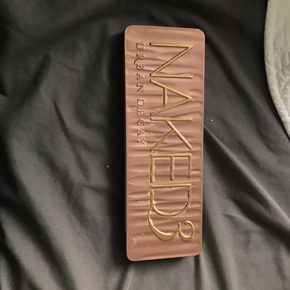 Naked 3 palette
