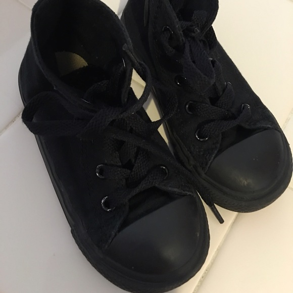 Kids converse
