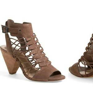 Vince Camuto EVEL leather sandal