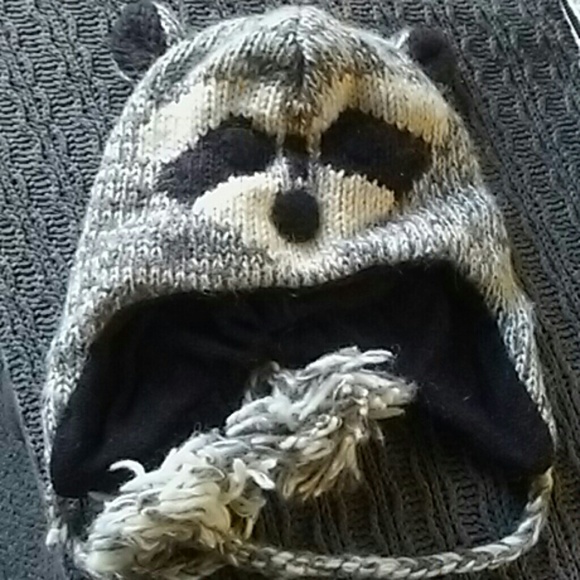 Wool raccoon hat