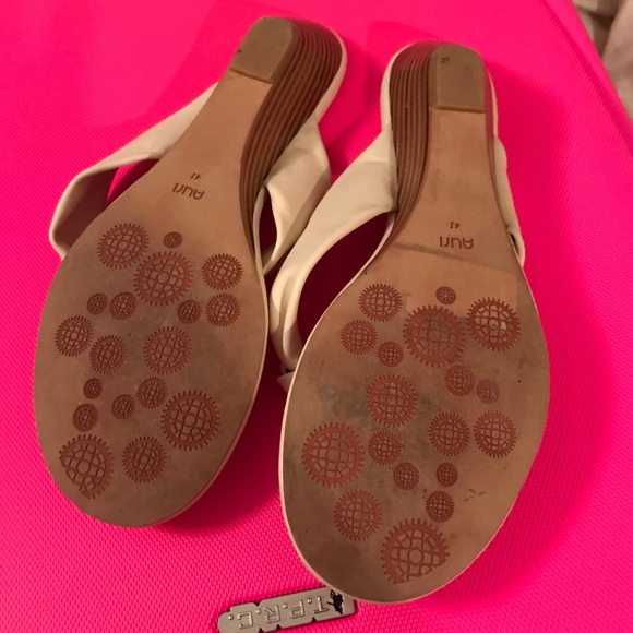 Leather sandals size 10. small heel 👡 - Picture 3 of 3