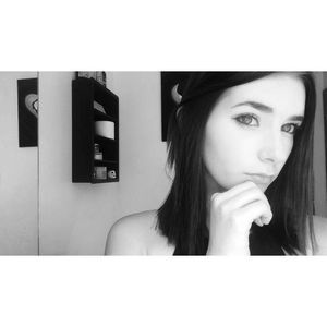 Meet your Posher, Eva