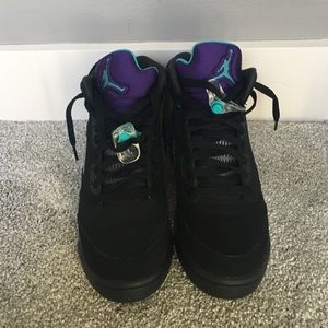 Jordan 5 grapes