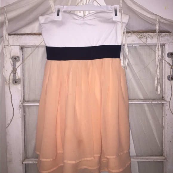 Flowy Peach Dress (Semi formal)