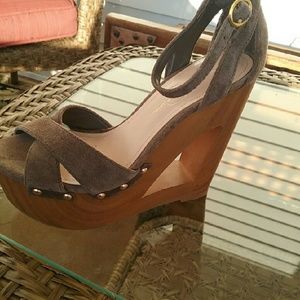 open toe and heel platforms