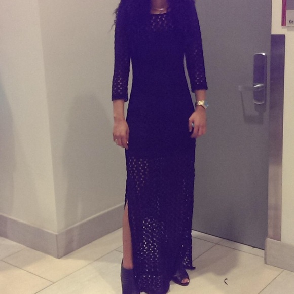 Dress - Picture 3 of 4