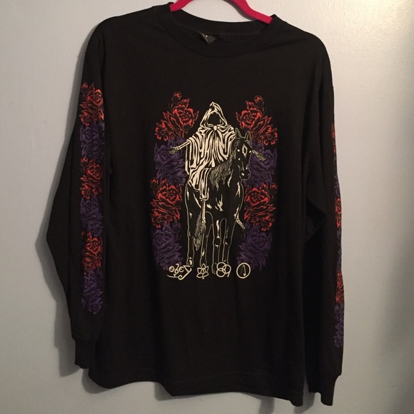 Obey mystic mountain uo long-sleeved tee