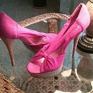 stiletto pumps