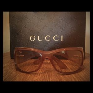 Gucci woman sunglasses