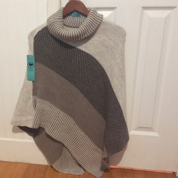 Persaman New York Fall Cape