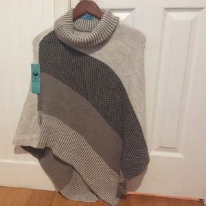 Persaman New York Fall Cape