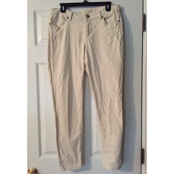 LC Lauren Conrad denim jeans