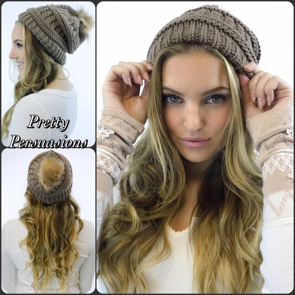 SALE💜NWT Taupe Pom Pom Slouchy Beanie Hat - Picture 2 of 4