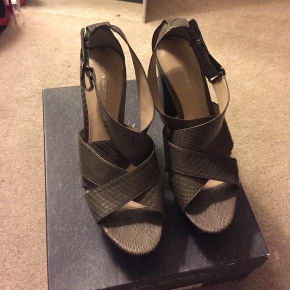 Via Spiga Platforms - Picture 2 of 4