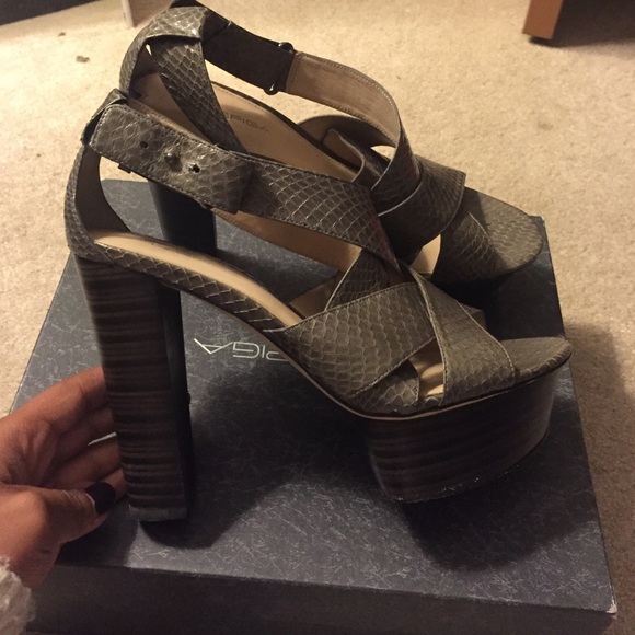 Via Spiga Platforms - Picture 3 of 4