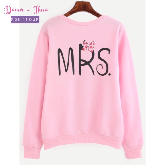 Sweaters - 🌟Pink Pullover Sweatshirt🌟