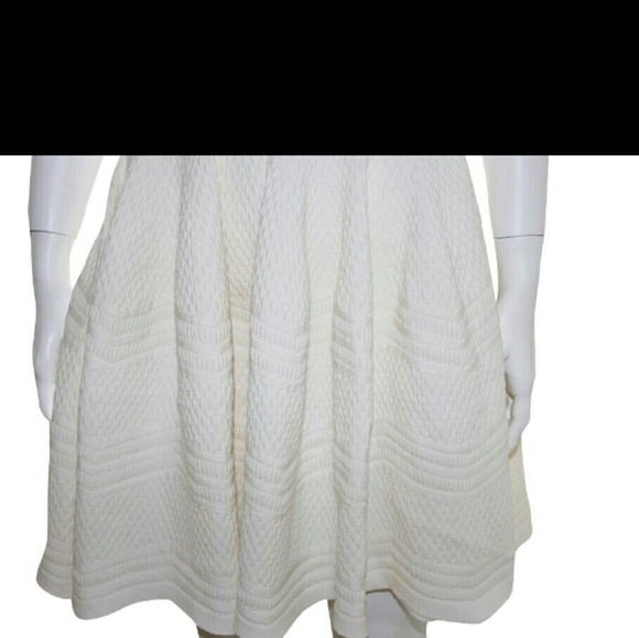 Brocade fit and flare sleeveless white dres - Picture 4 of 5