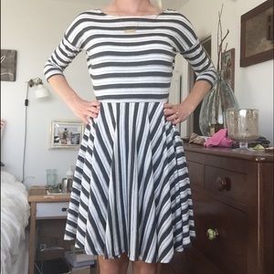 Striped flowy flare knit dress