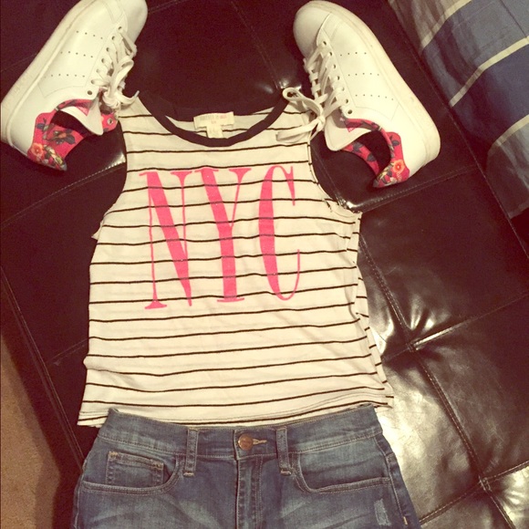 🎀💓PRELOVED FOREVER 21 NYC STRIPED CROP TOP