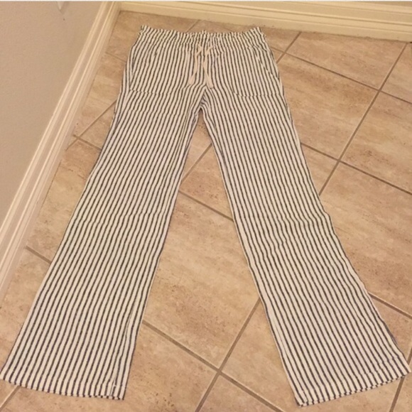 🍾HP 3/3🍾 Black & White Stripe Linen-Blend Pants - Picture 2 of 5