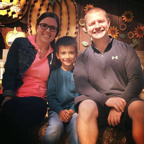 Meet your Posher, Amanda - Picture 2 of 6