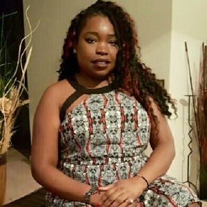 Meet your Posher, Yolanda d.