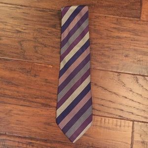 JoS. A. Bank Signature Collection neck tie