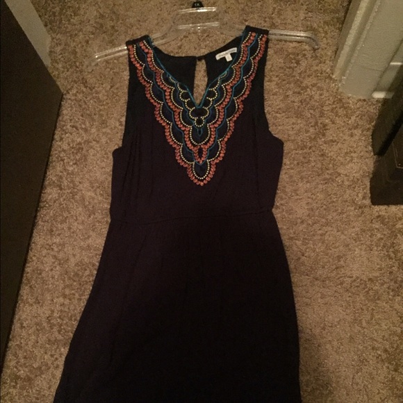 Dress - Picture 1 of 2