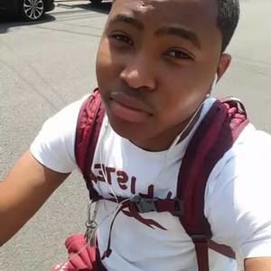 Meet your Posher, Zachary