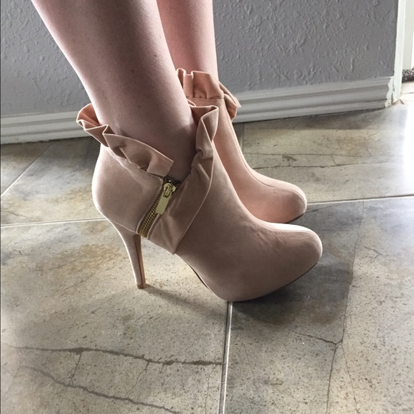 Nude velvety booties, never worn