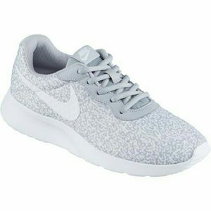 Nike print running shoes