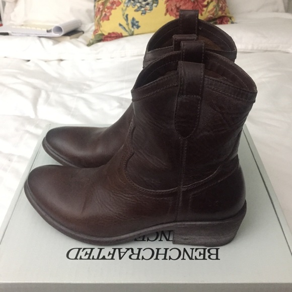 FRYE Carson Shortie Dark Brown Size 7B - Picture 2 of 3