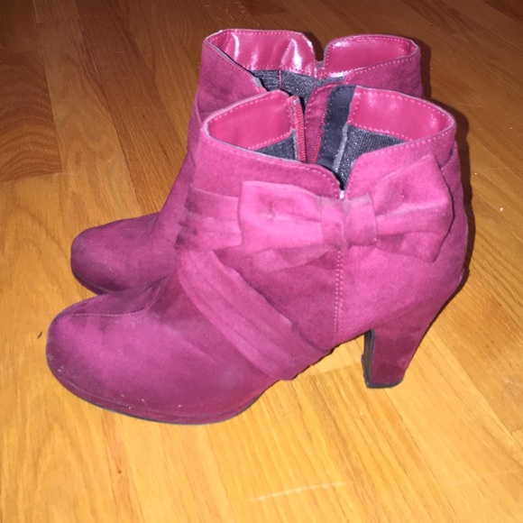 MODCLOTH RAMPAGE WOMENS BURGUNDY BOOTIES SIZE 10