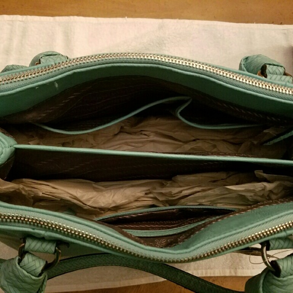 NWT Simply Vera Wang Teal Woven Bag - Picture 3 of 4