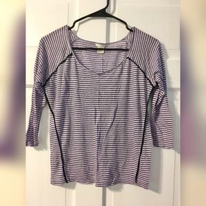 Lilac and Navy striped linen 3/4 top