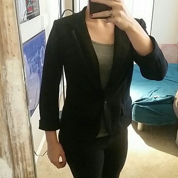 CLOSET CLEAR OUT! Black blazer