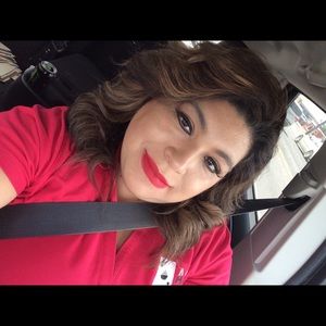 Meet your Posher, Gabby