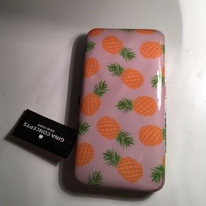 Pineapple Wallet