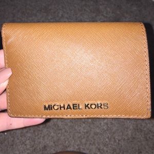 Michael kors wallet